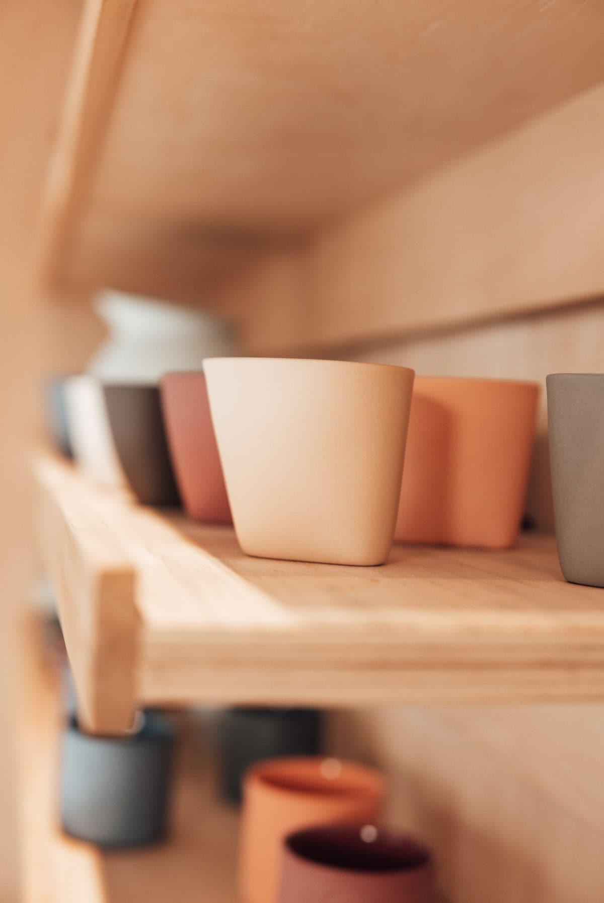 Artigos de decoração em tons terrosos, pra casa ou pra presentear